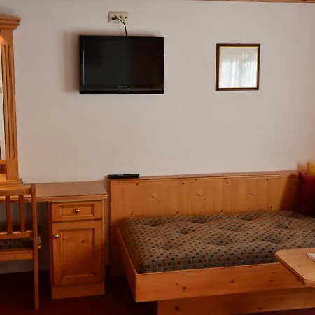 Pettneuerhof Szálloda Pettneu am Arlberg