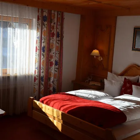 Pettneuerhof Szálloda Pettneu am Arlberg