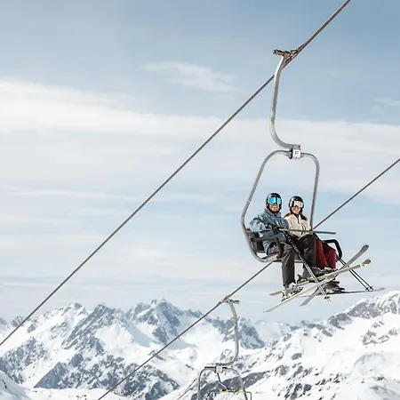 Отель Pettneuerhof